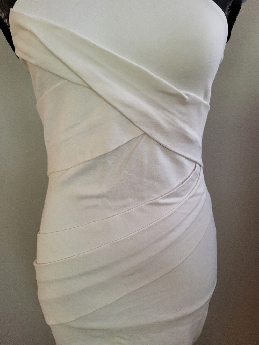 Bebe Dress - Picture 3 of 10